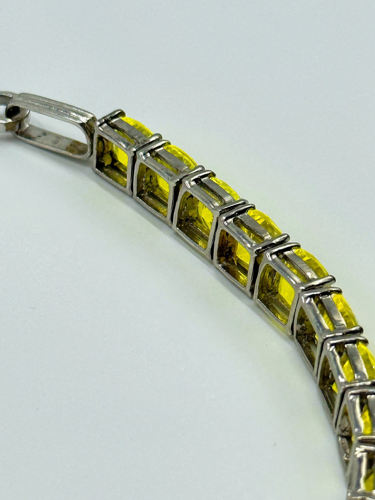 White Gold Chain with GGA Garnet Stones