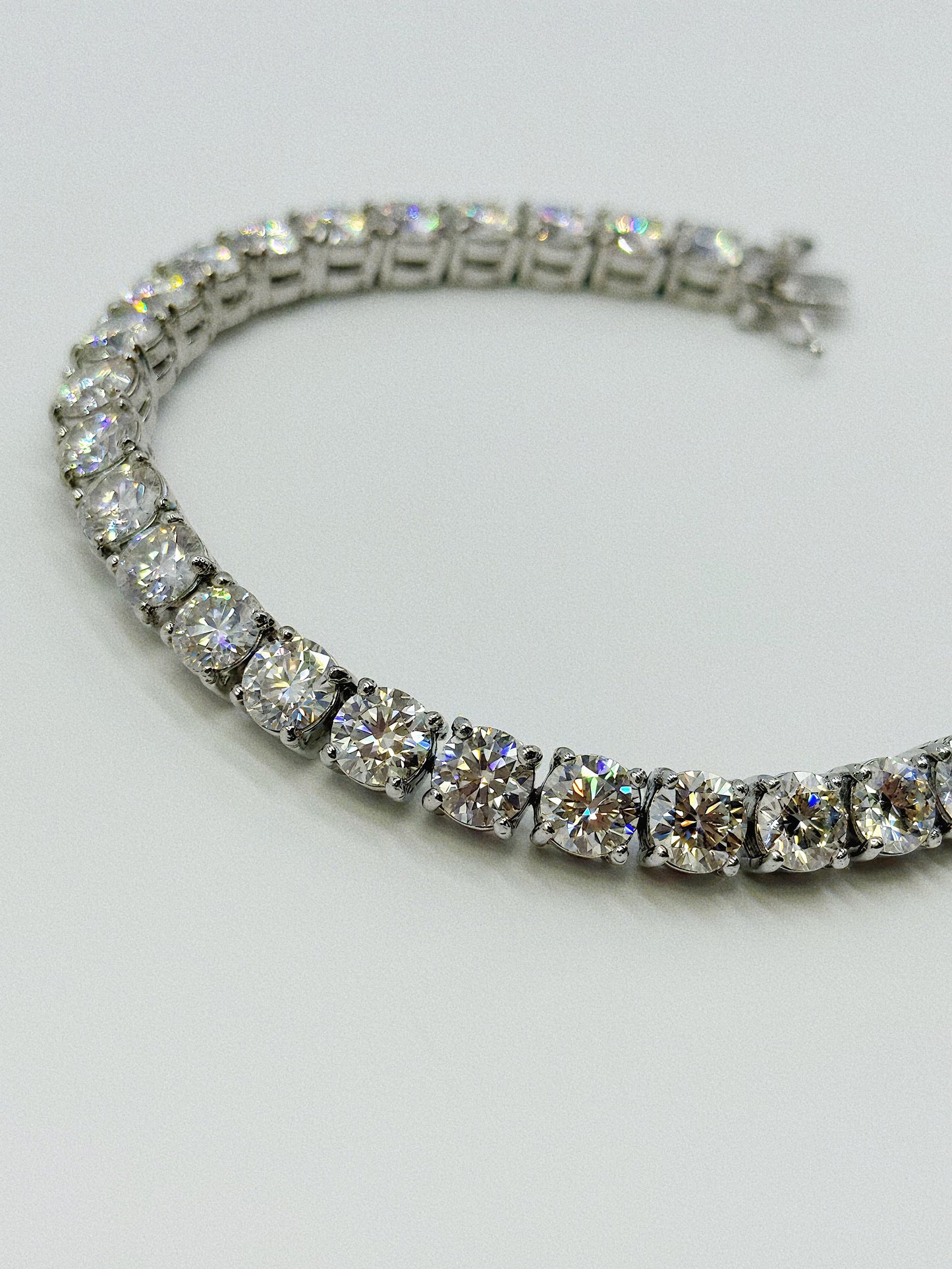 White Gold Tennis Bracelet with Moissanites