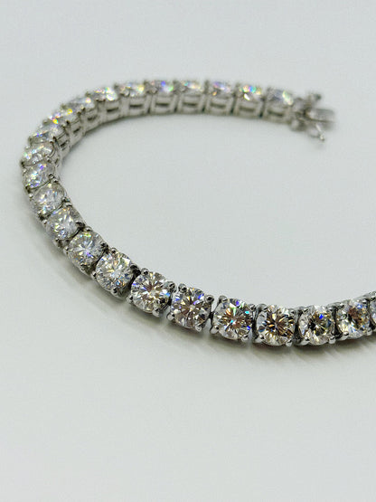 White Gold Tennis Bracelet with Moissanites