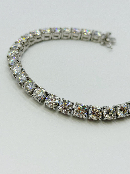 White Gold Tennis Bracelet with Moissanites