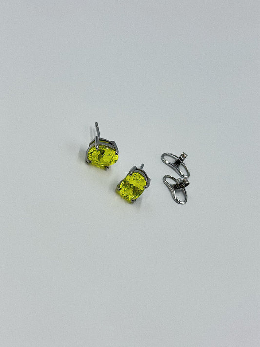 Glow-in-the-DarkEarrings in White Gold